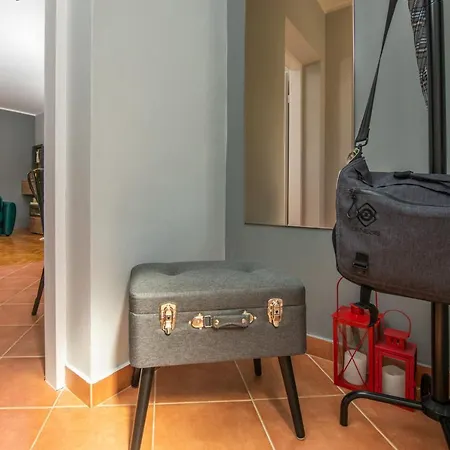 29 아파트 로비니